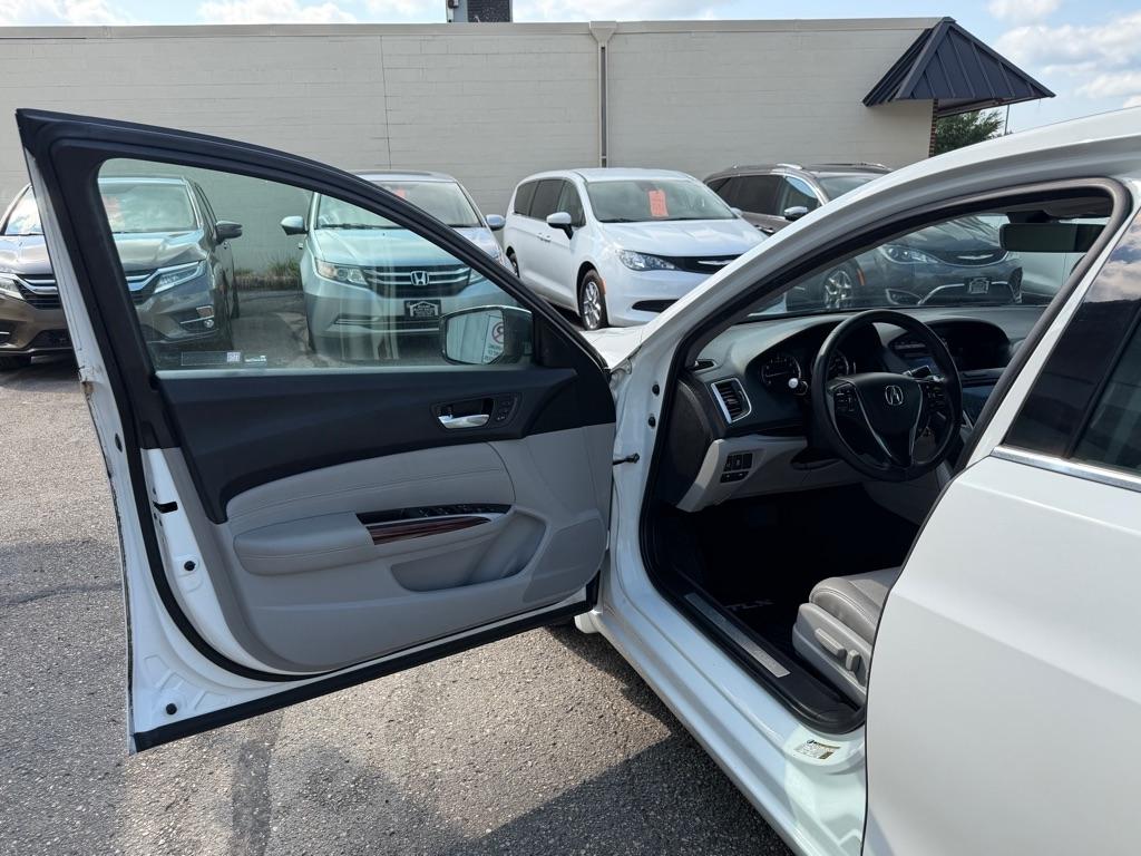 Acura TLX 4dr Sdn FWD Tech 2015