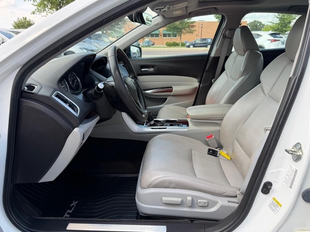 Acura TLX 4dr Sdn FWD Tech 2015