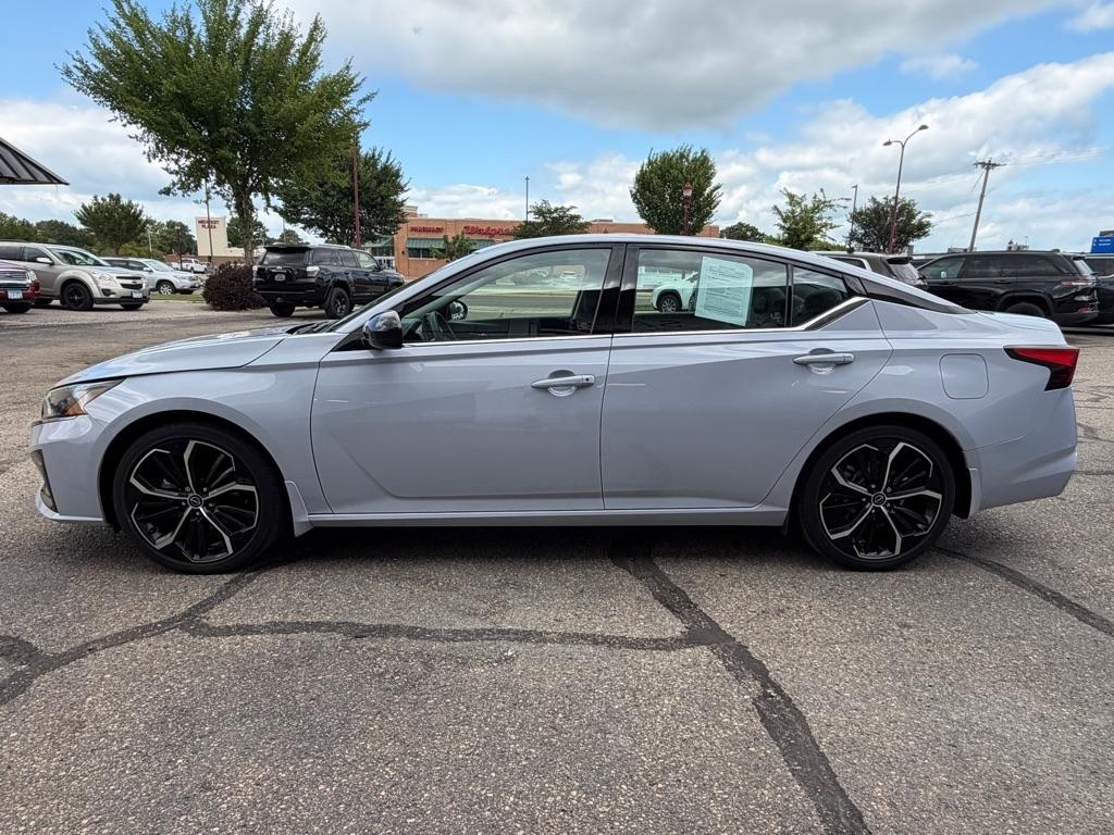 Nissan Altima 2.5 SR Sedan 2023