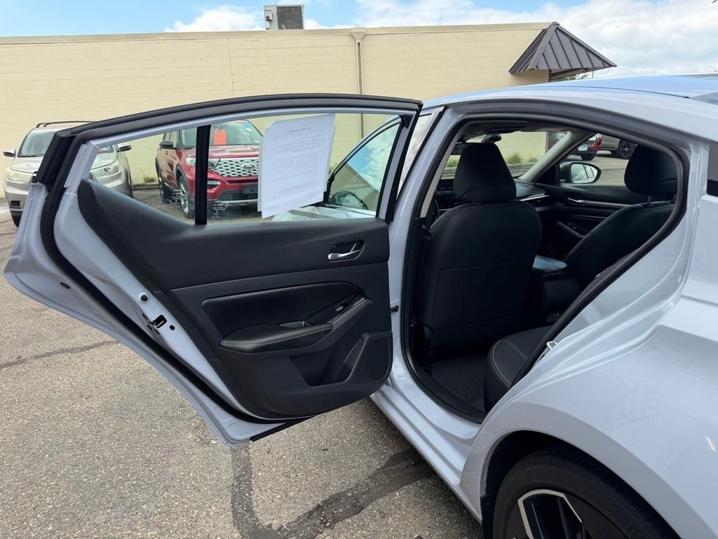 Nissan Altima 2.5 SR Sedan 2023