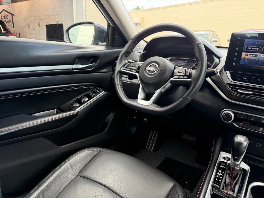 Nissan Altima 2.5 SR Sedan 2023