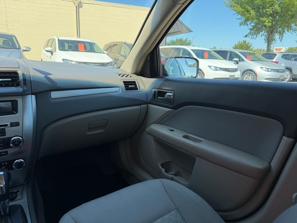 Ford Fusion 4dr Sdn SE FWD 2012