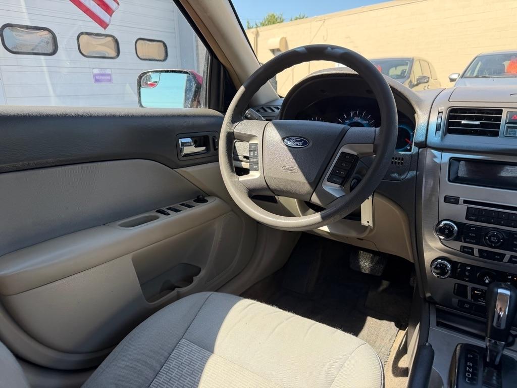 Ford Fusion 4dr Sdn SE FWD 2012