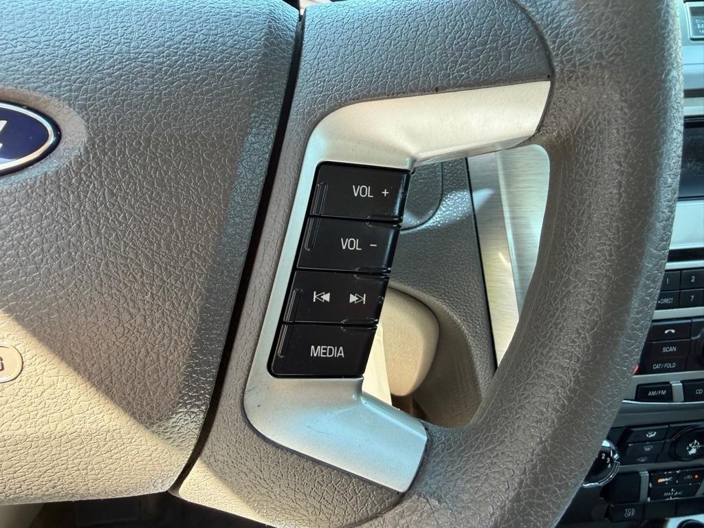 Ford Fusion 4dr Sdn SE FWD 2012