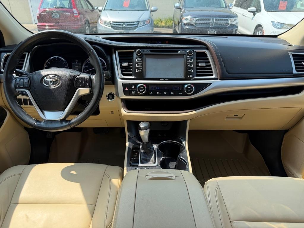 Toyota Highlander AWD 4dr V6 XLE (Natl) 2015
