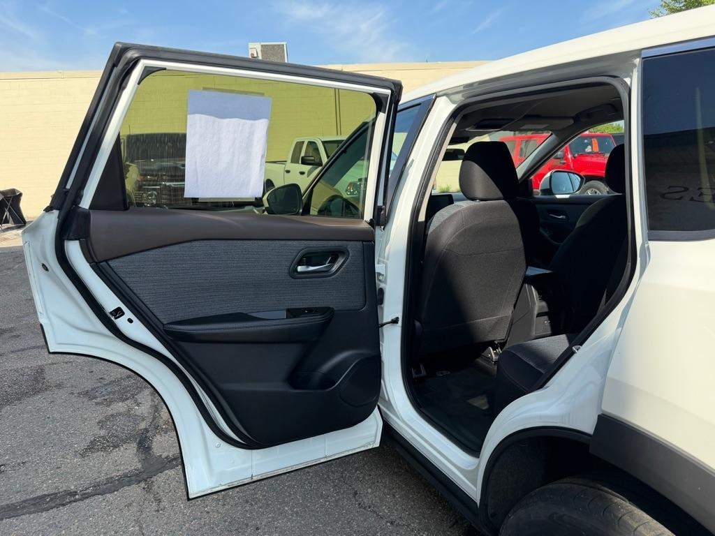 Nissan Rogue AWD SV 2023