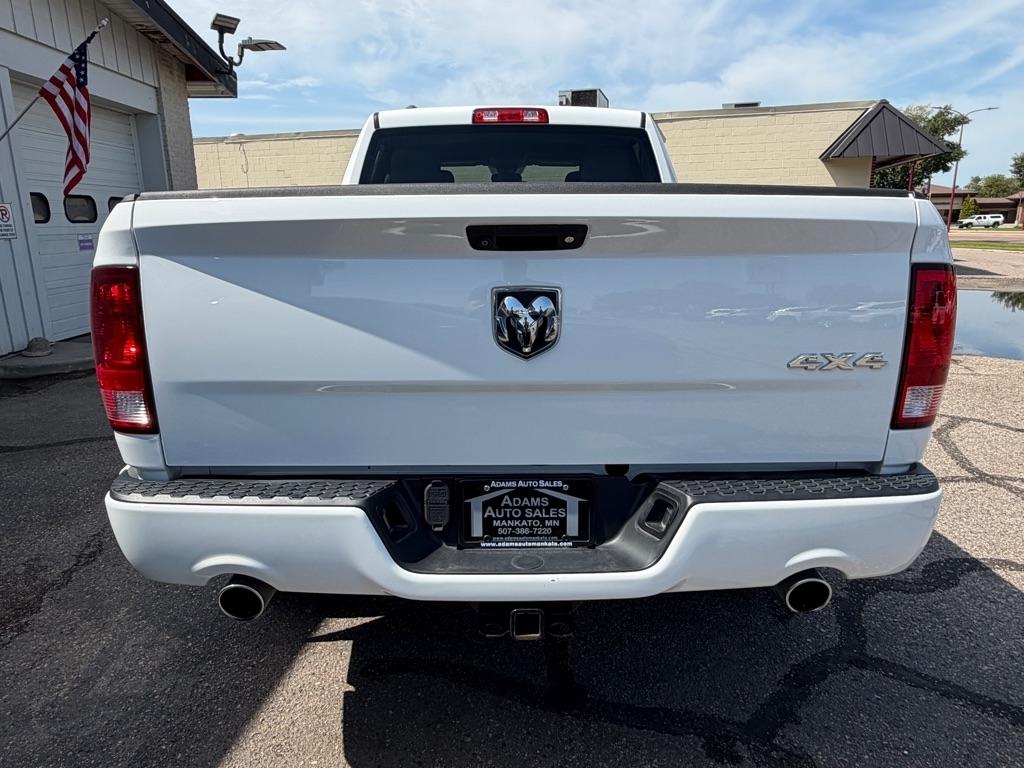 RAM 1500 Express 4x4 Quad Cab 6'4" Box 2018