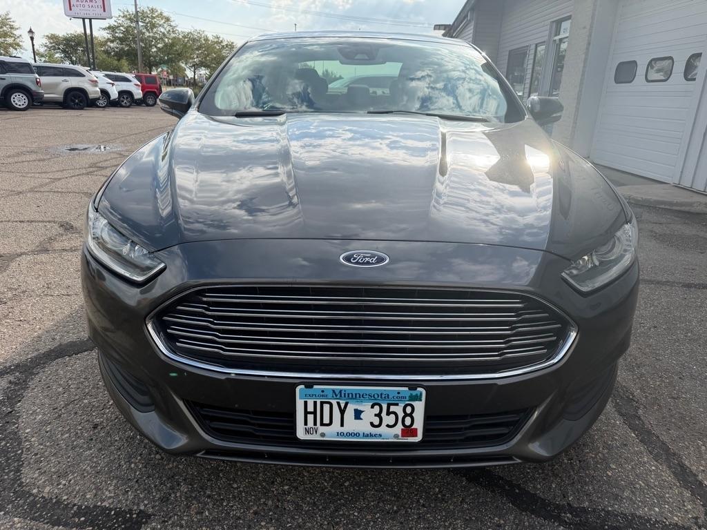 Ford Fusion 4dr Sdn SE FWD 2016