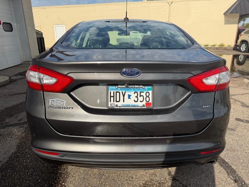 Ford Fusion 4dr Sdn SE FWD 2016
