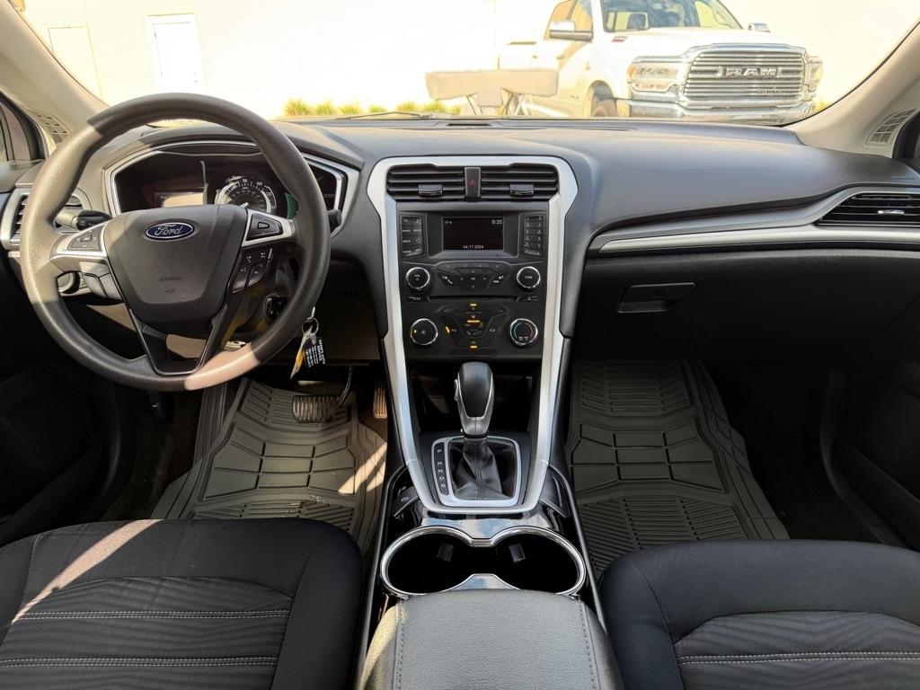 Ford Fusion 4dr Sdn SE FWD 2016