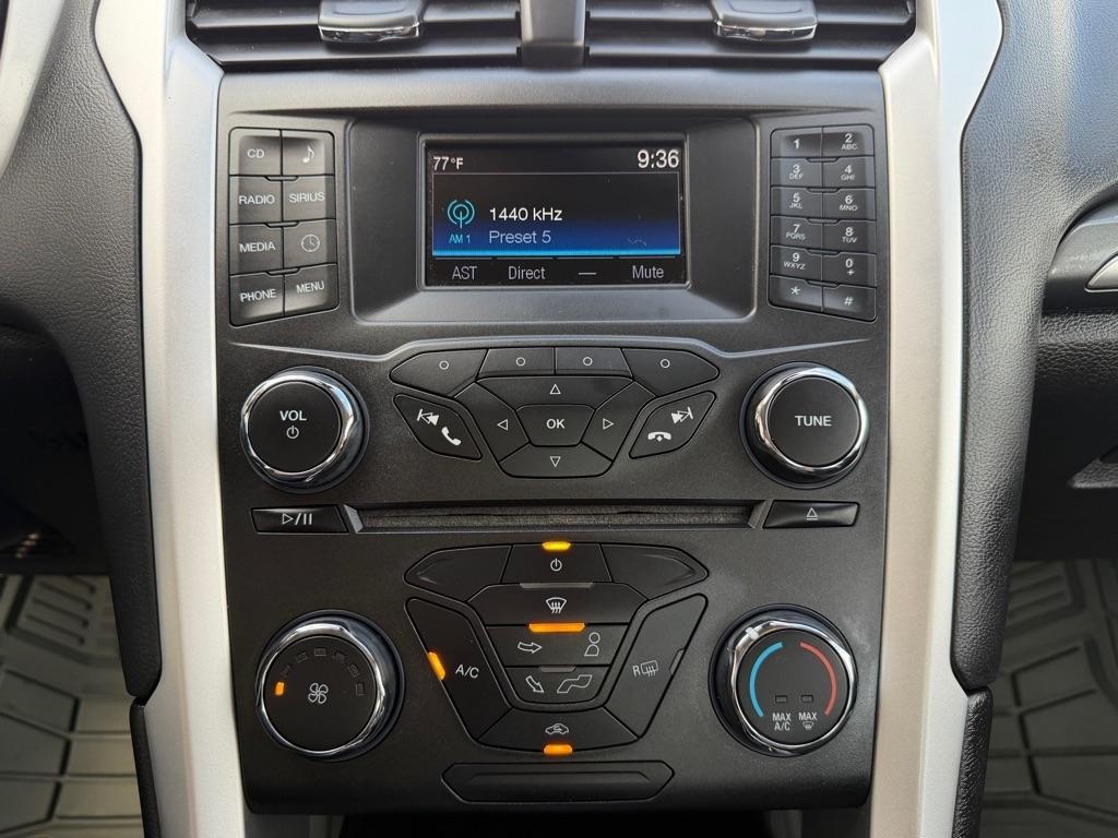 Ford Fusion 4dr Sdn SE FWD 2016