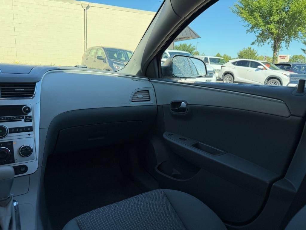 Chevrolet Malibu 4dr Sdn LS w/1LS 2009