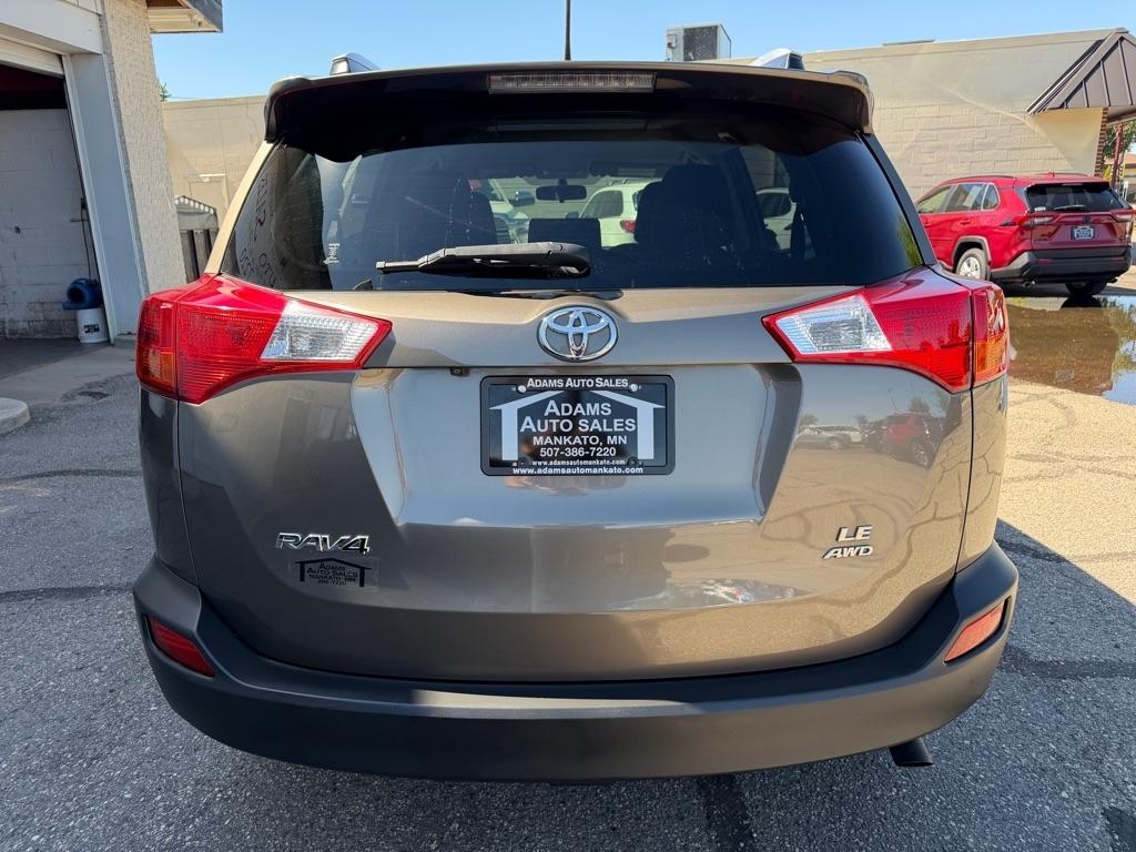Toyota RAV4 AWD 4dr LE (Natl) 2015