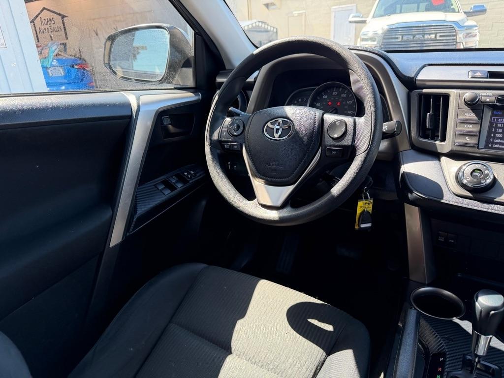 Toyota RAV4 AWD 4dr LE (Natl) 2015
