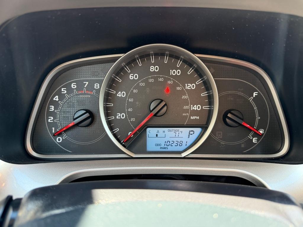 Toyota RAV4 AWD 4dr LE (Natl) 2015
