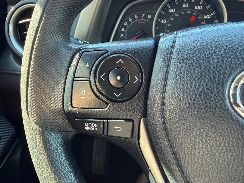Toyota RAV4 AWD 4dr LE (Natl) 2015