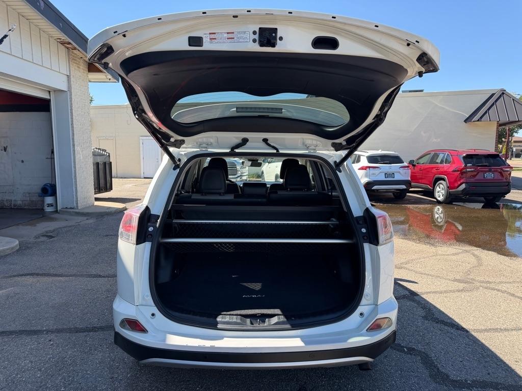 Toyota RAV4 AWD 4dr Limited (Natl) 2016