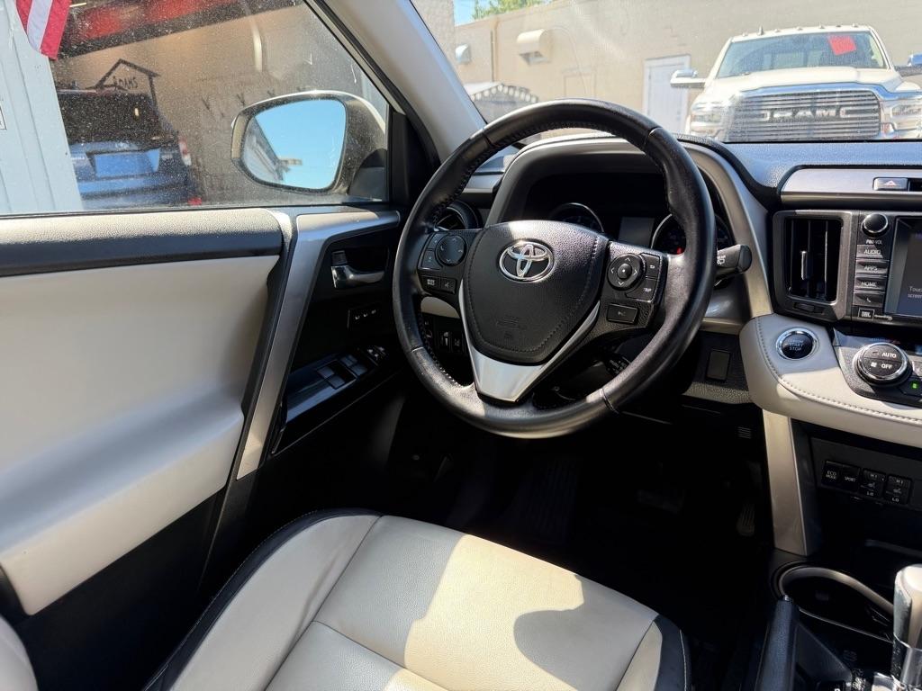Toyota RAV4 AWD 4dr Limited (Natl) 2016