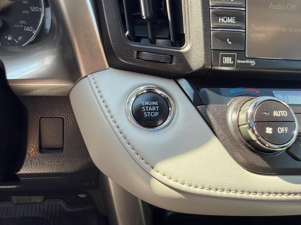 Toyota RAV4 AWD 4dr Limited (Natl) 2016
