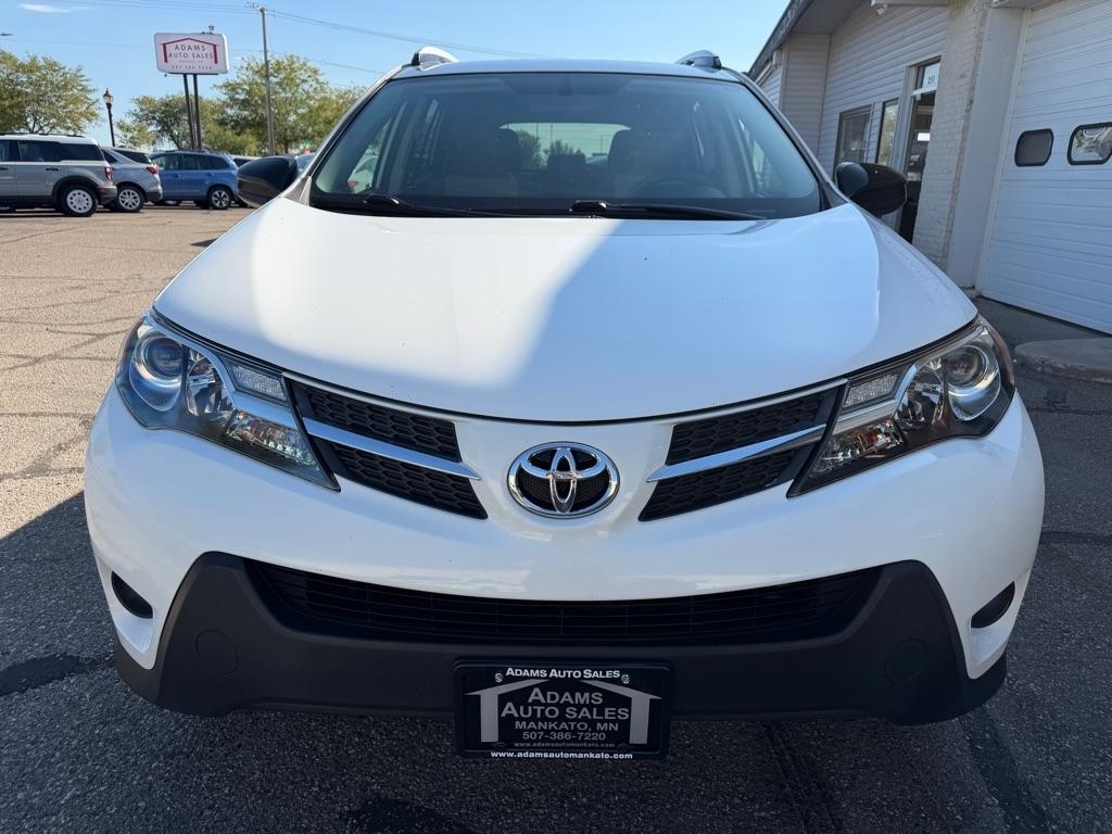 Toyota RAV4 AWD 4dr LE (Natl) 2015