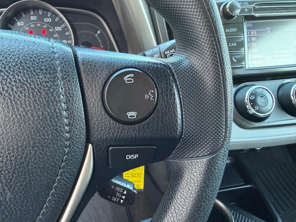 Toyota RAV4 AWD 4dr LE (Natl) 2015
