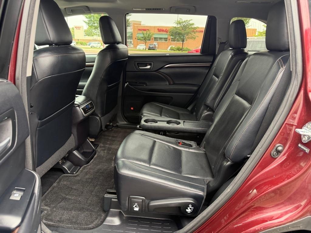 Toyota Highlander AWD 4dr V6 Limited (Natl) 2014