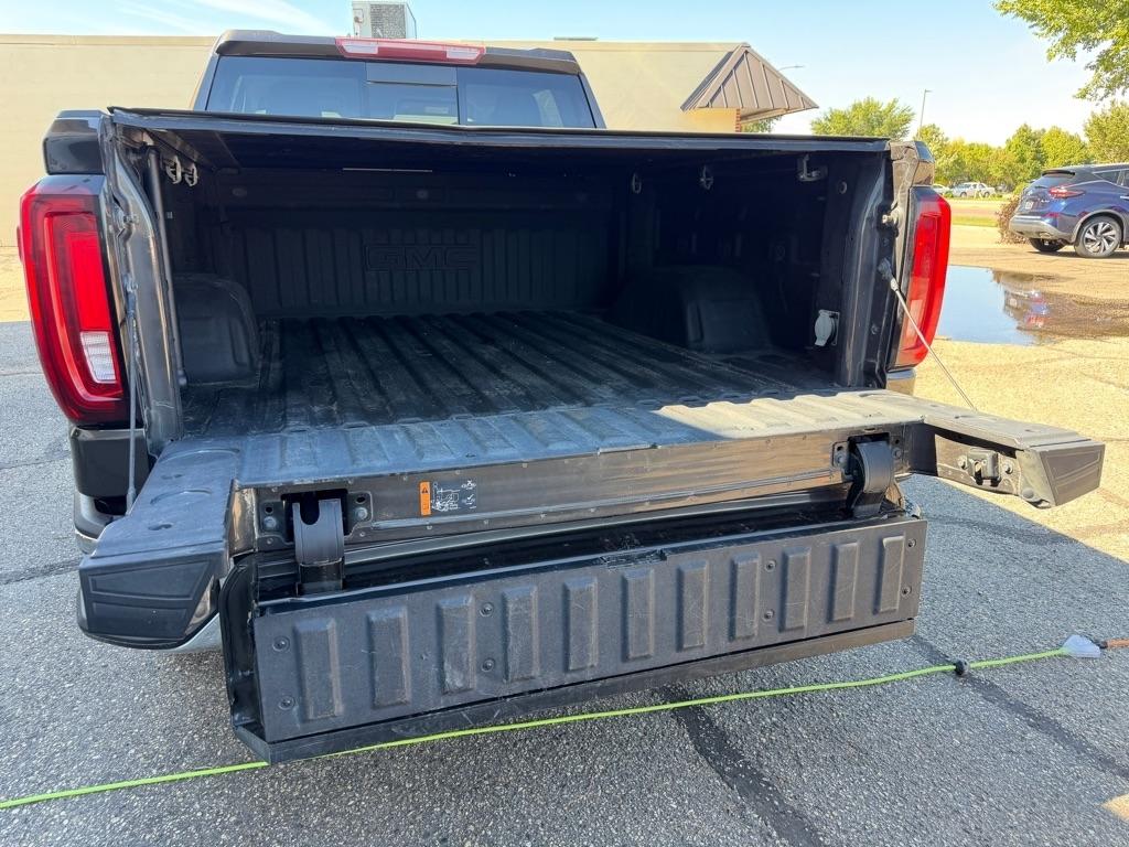GMC Sierra 1500 4WD Crew Cab 147" SLT 2021