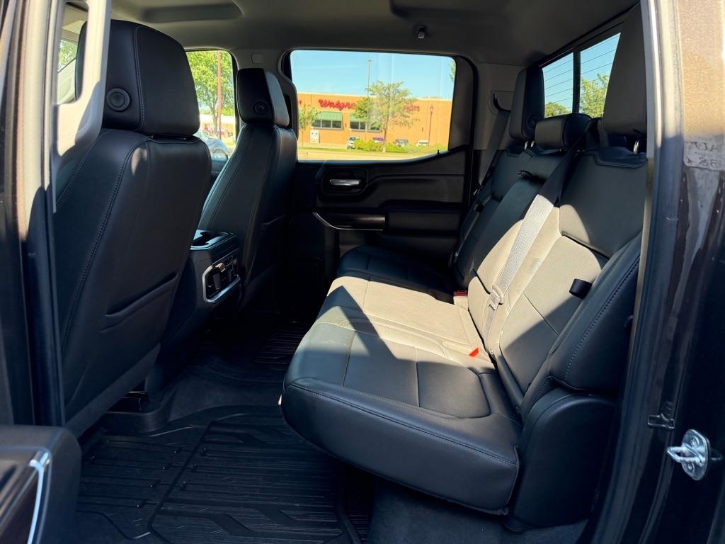 GMC Sierra 1500 4WD Crew Cab 147" SLT 2021