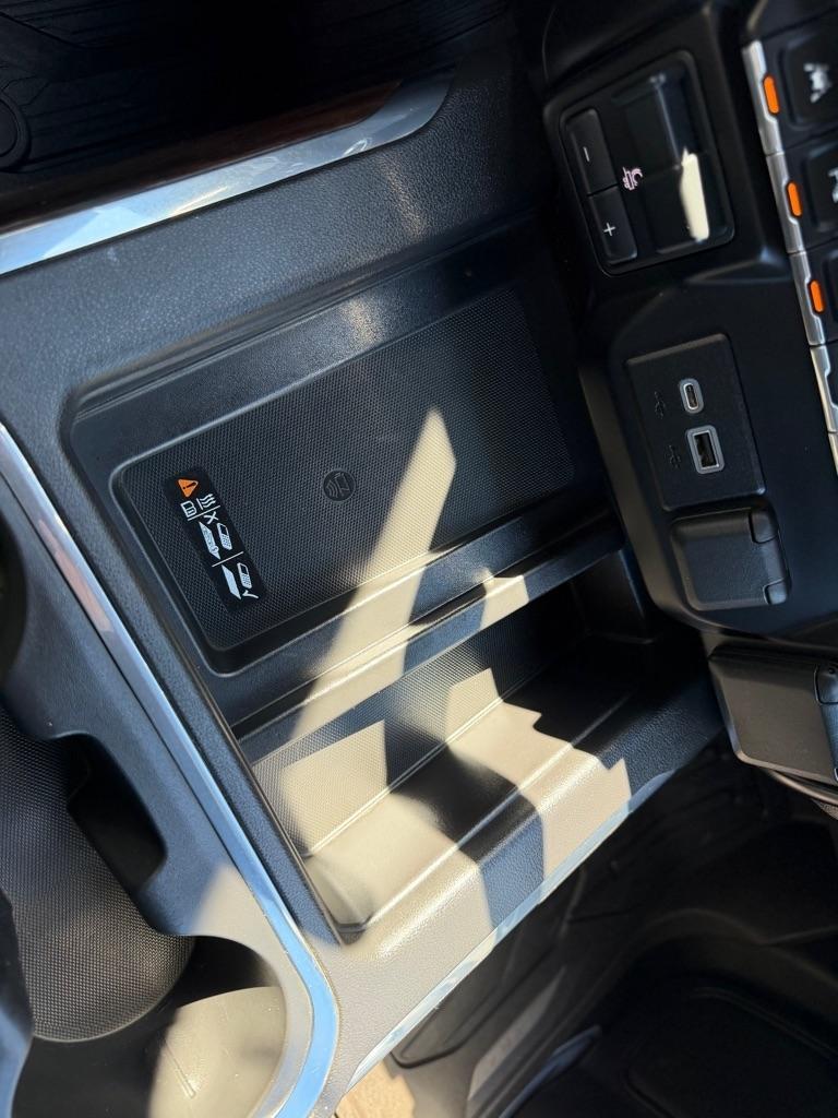 GMC Sierra 1500 4WD Crew Cab 147" SLT 2021