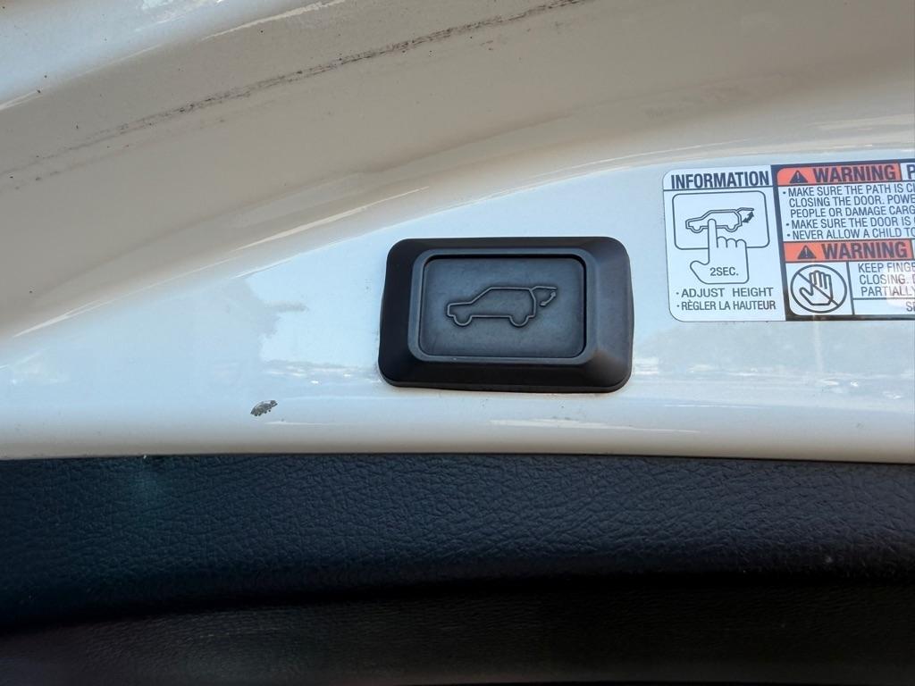 Toyota RAV4 AWD 4dr Limited (Natl) 2015