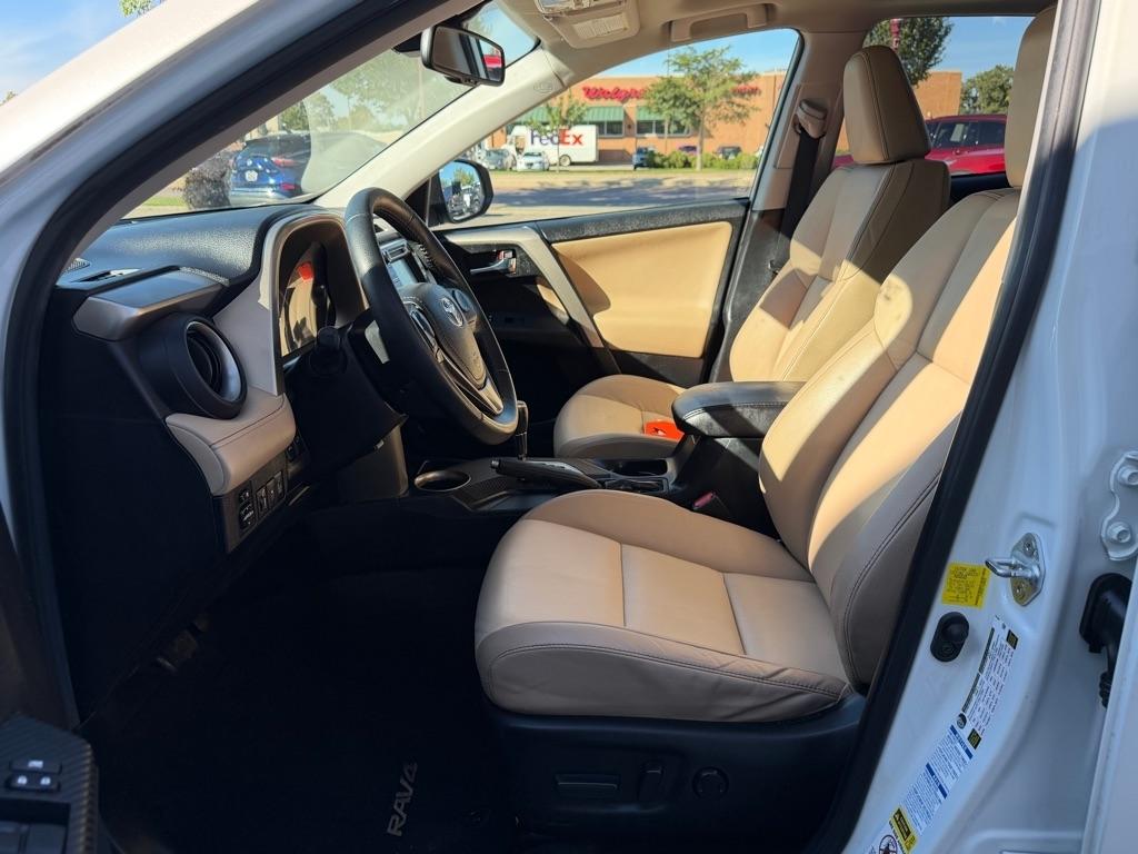Toyota RAV4 AWD 4dr Limited (Natl) 2015