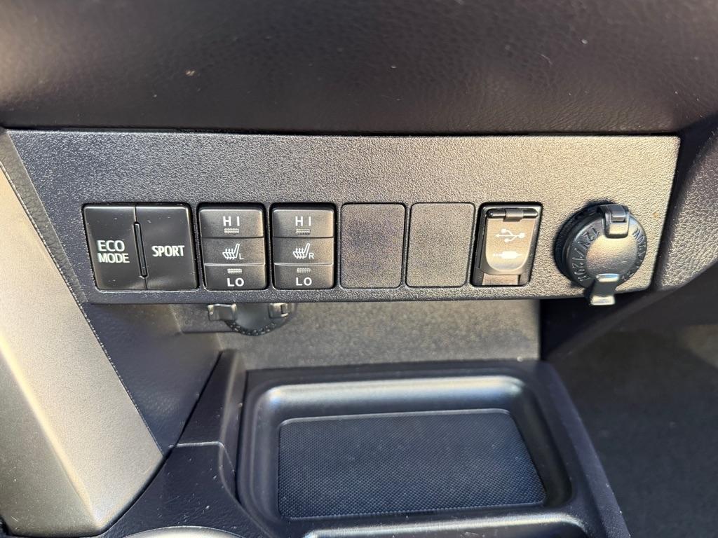 Toyota RAV4 AWD 4dr Limited (Natl) 2015