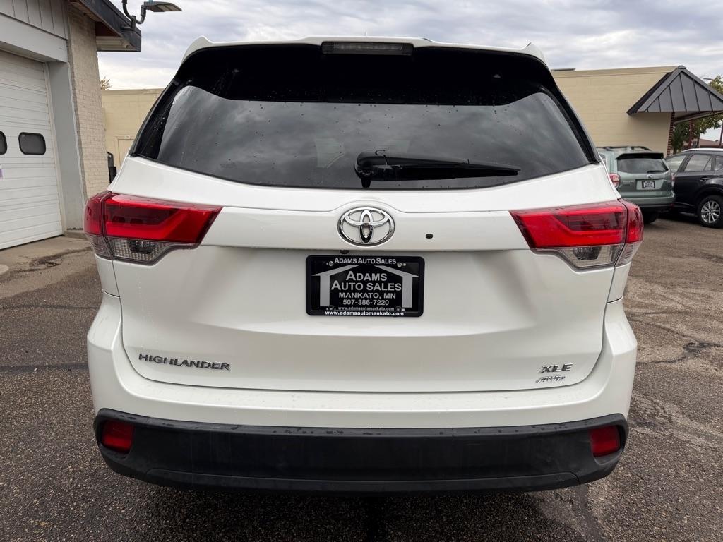 Toyota Highlander XLE V6 AWD (Natl) 2017