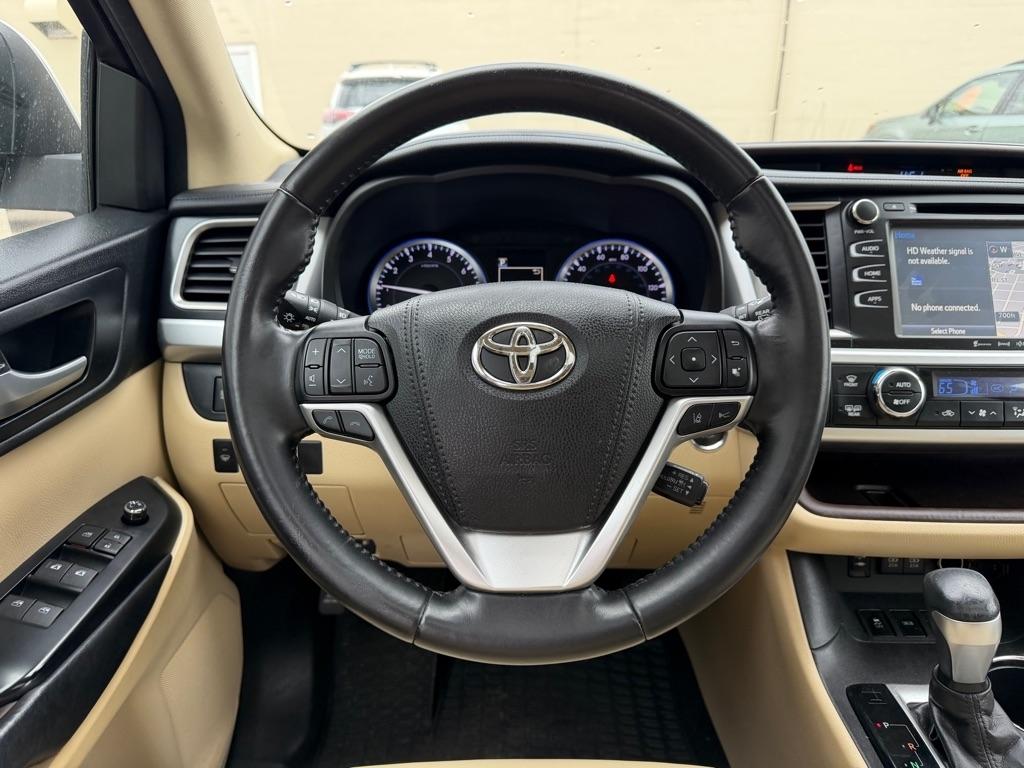 Toyota Highlander XLE V6 AWD (Natl) 2017