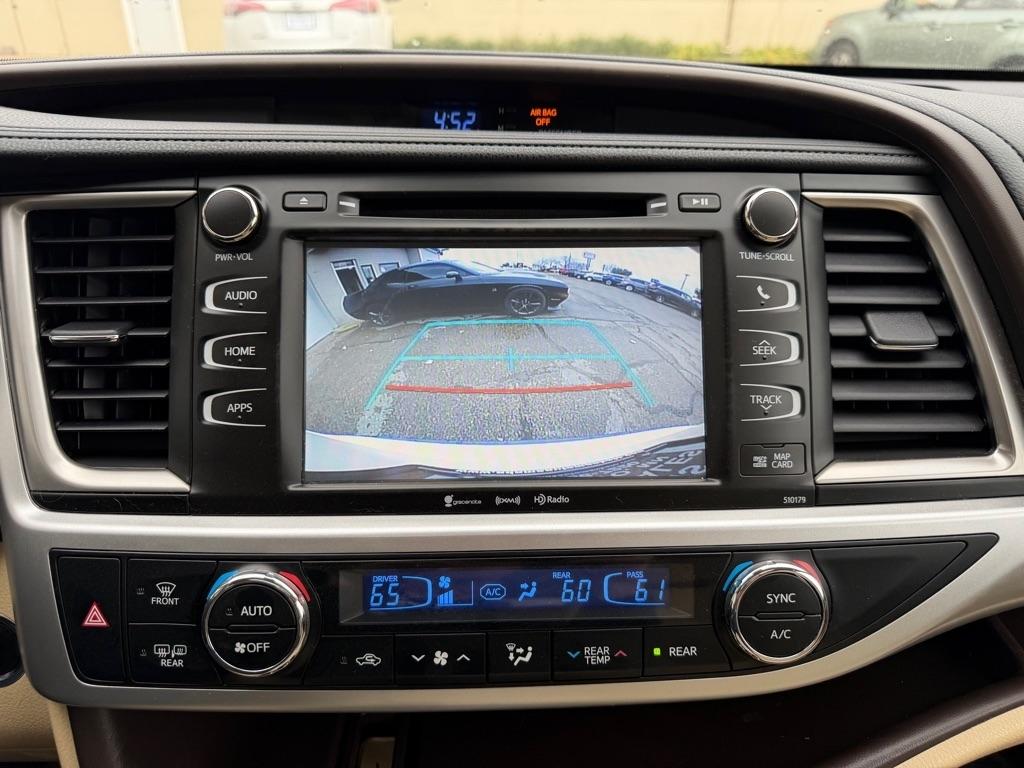 Toyota Highlander XLE V6 AWD (Natl) 2017