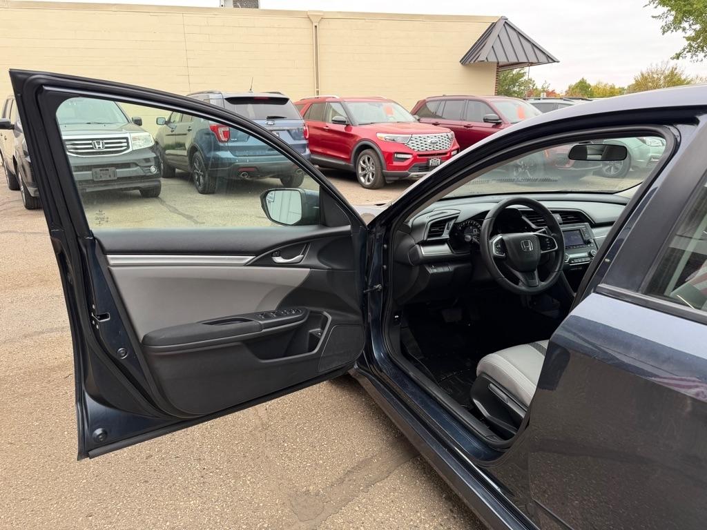 Honda Civic Sedan 4dr CVT LX 2016