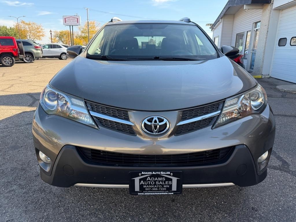Toyota RAV4 AWD 4dr XLE (Natl) 2015