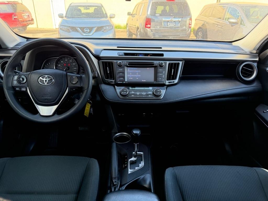 Toyota RAV4 AWD 4dr XLE (Natl) 2015