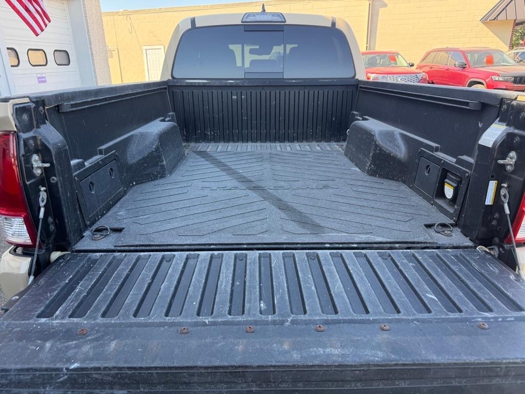 Toyota Tacoma TRD Off Road Double Cab 6' Bed V6 4x4 AT (Natl) 2018