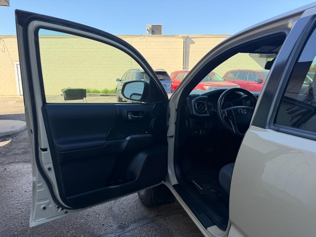 Toyota Tacoma TRD Off Road Double Cab 6' Bed V6 4x4 AT (Natl) 2018
