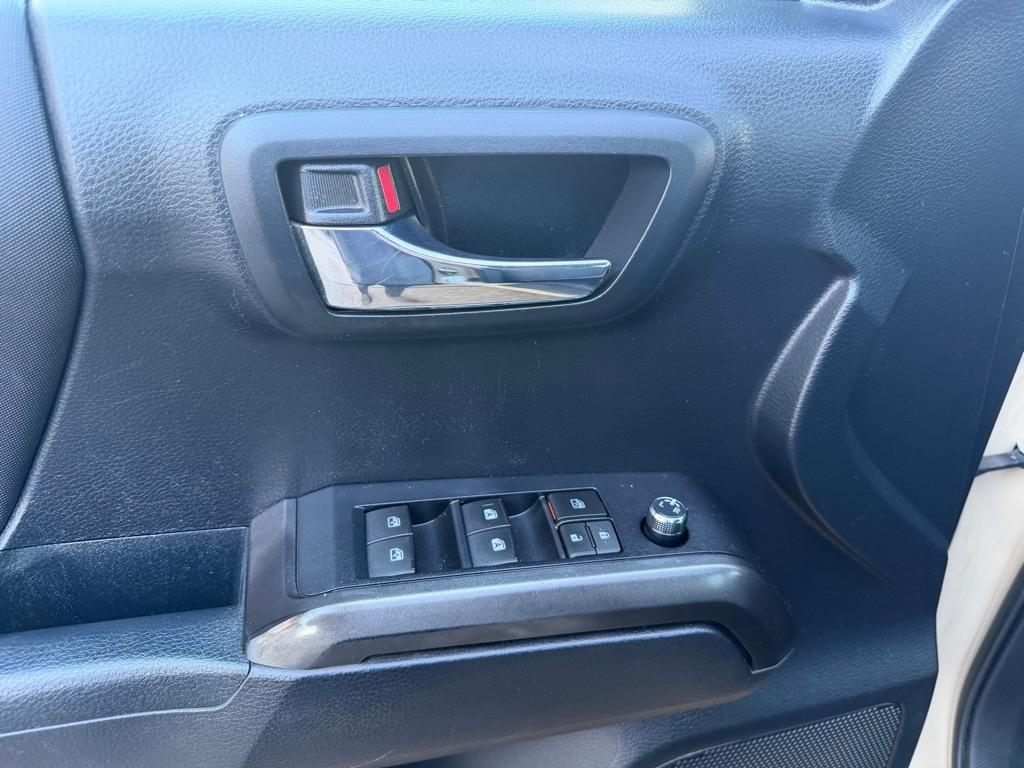 Toyota Tacoma TRD Off Road Double Cab 6' Bed V6 4x4 AT (Natl) 2018