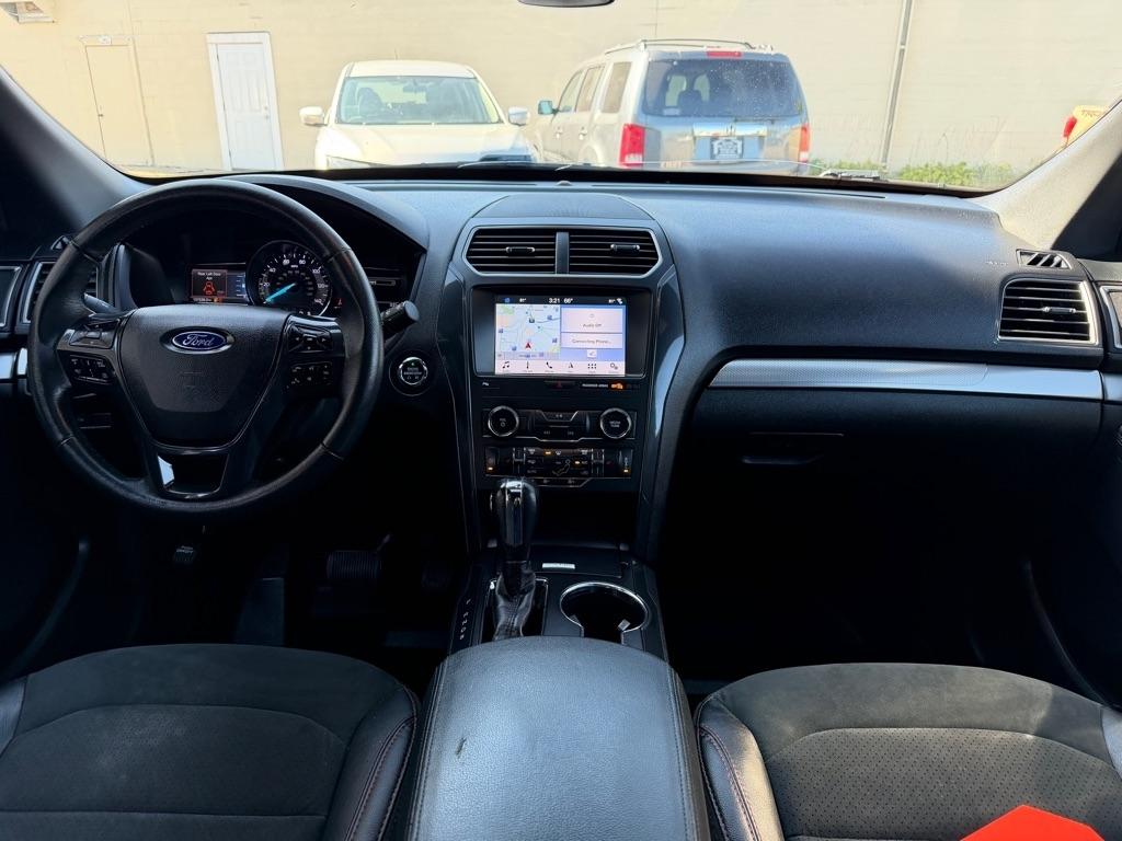 Ford Explorer XLT FWD 2019