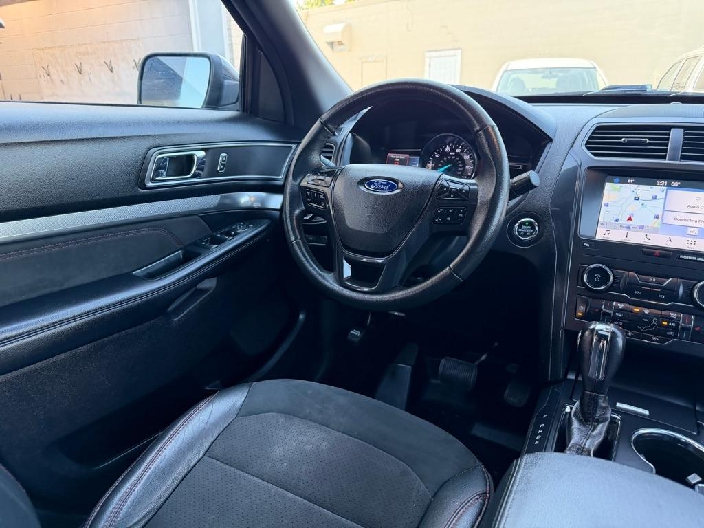 Ford Explorer XLT FWD 2019