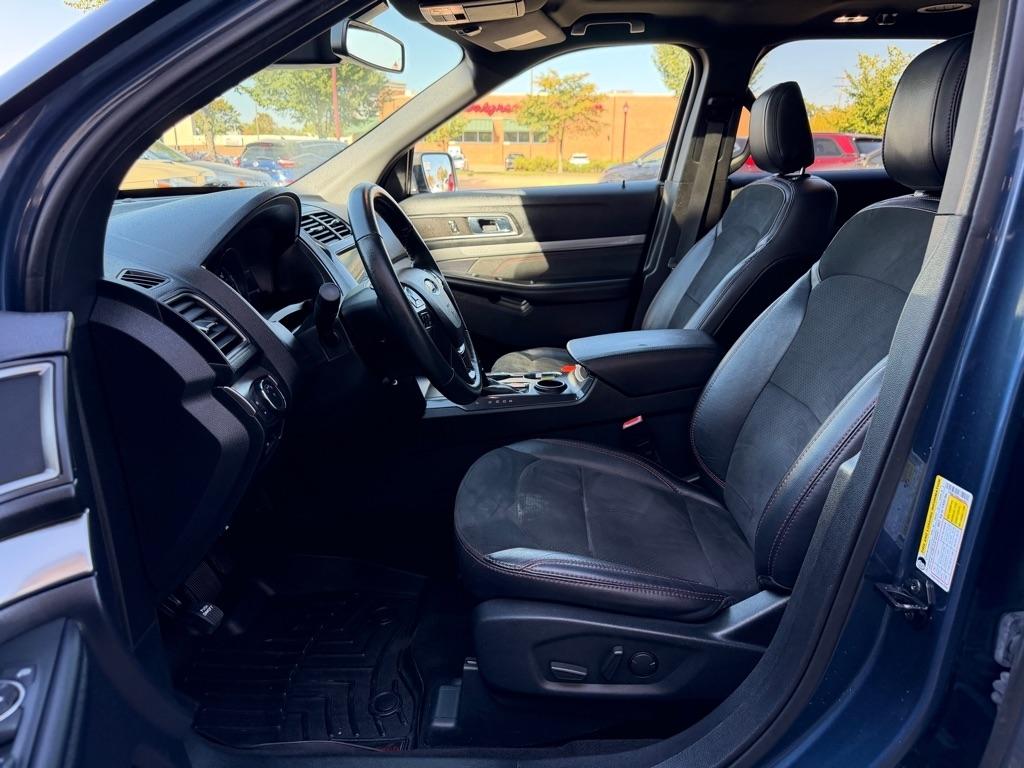 Ford Explorer XLT FWD 2019