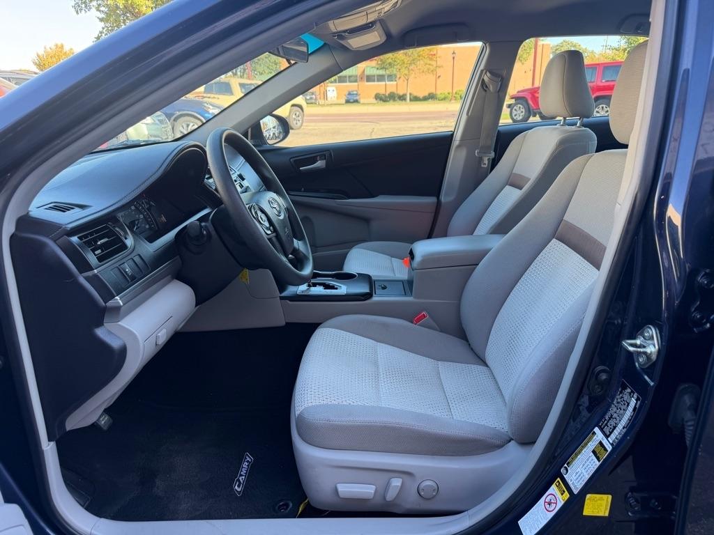 Toyota Camry 2014.5 4dr Sdn I4 Auto SE Sport (Natl) 2014