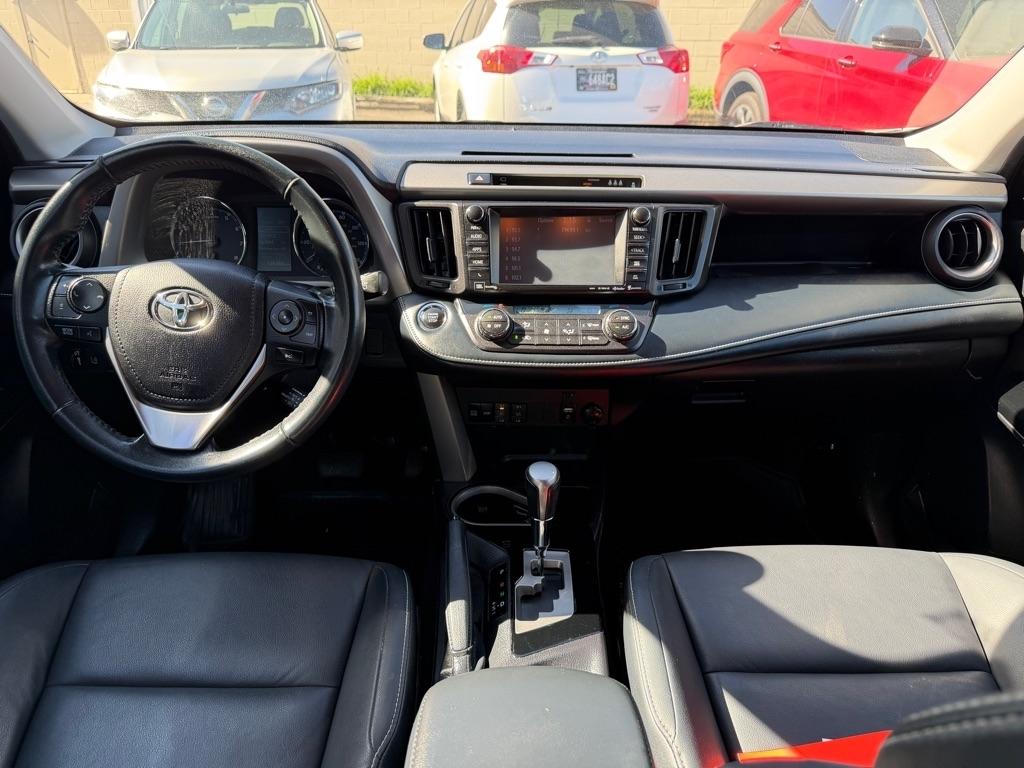 Toyota RAV4 Limited AWD (Natl) 2018
