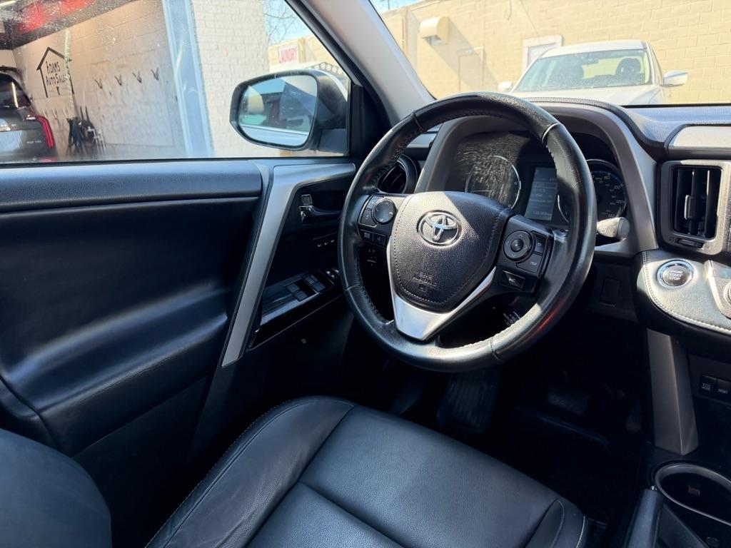 Toyota RAV4 Limited AWD (Natl) 2018
