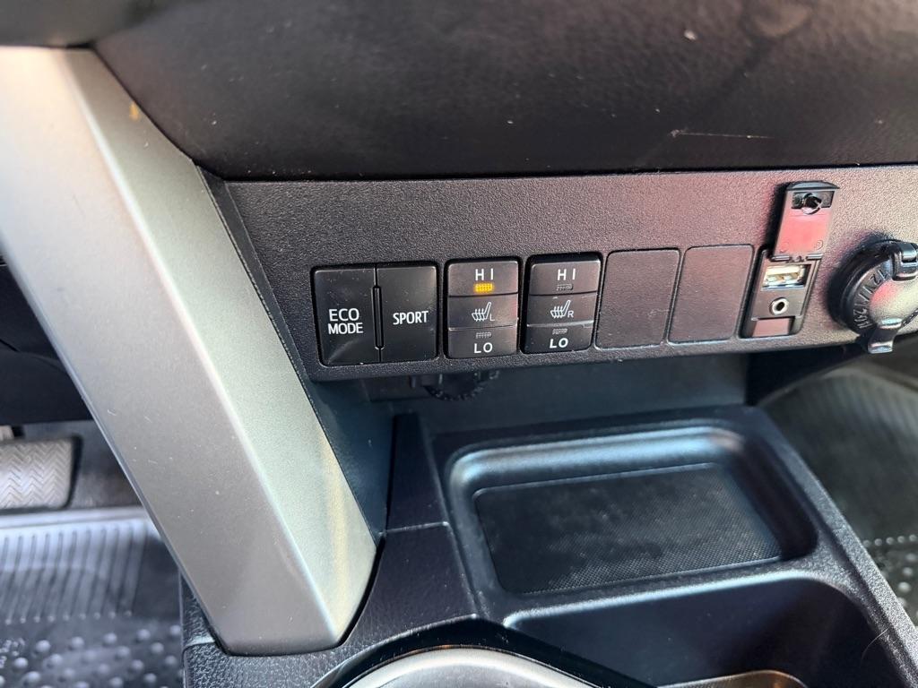 Toyota RAV4 Limited AWD (Natl) 2018