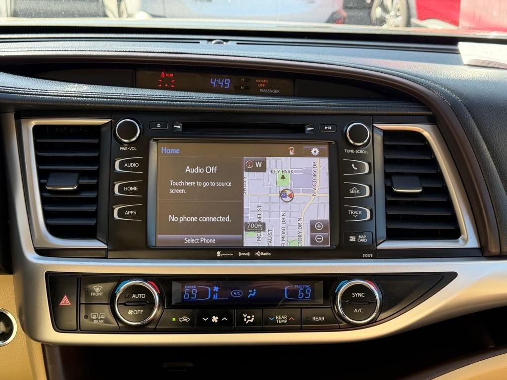 Toyota Highlander XLE V6 AWD (Natl) 2017