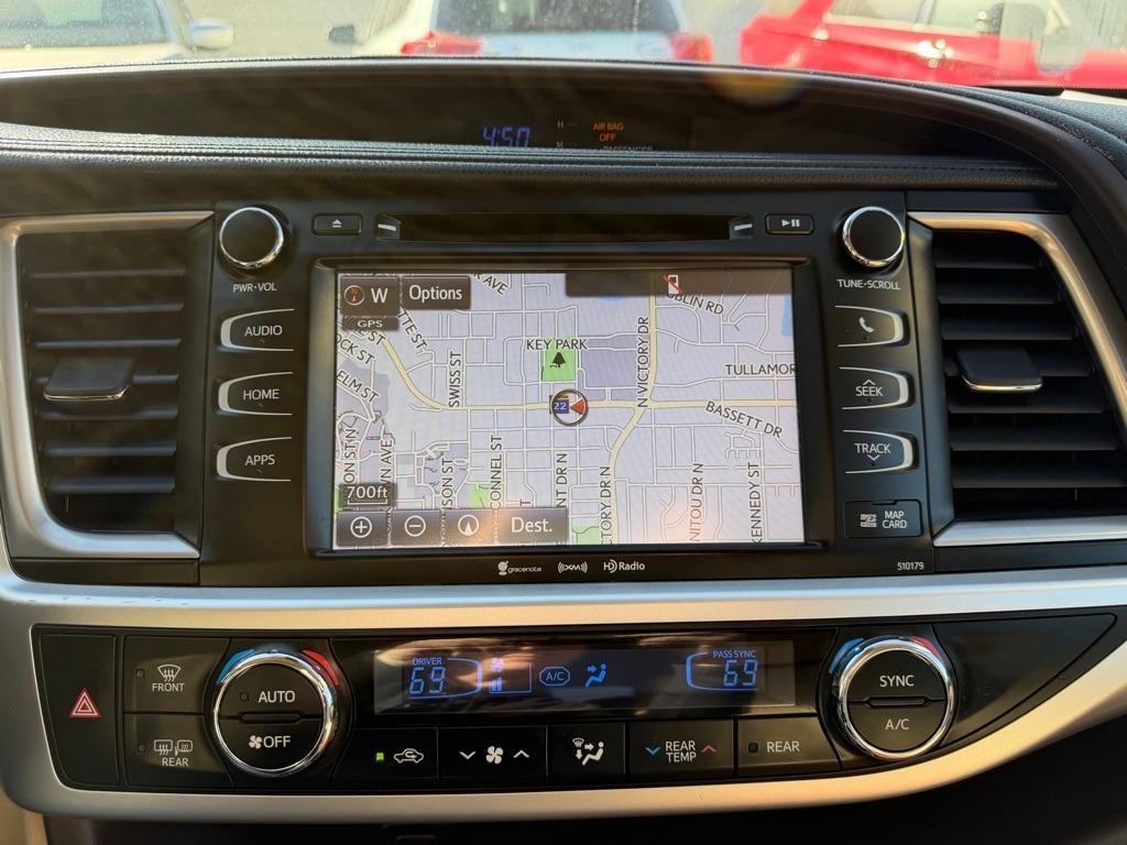 Toyota Highlander XLE V6 AWD (Natl) 2017
